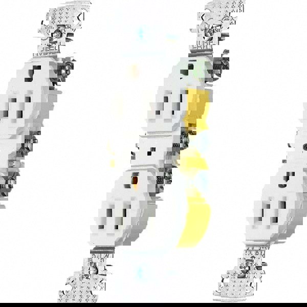 Straight Blade Duplex Receptacle: NEMA 5-15R, 15 Amps, Grounded